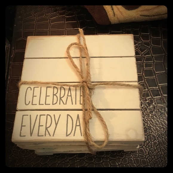 Mud Pie Other - New white wooden coasters